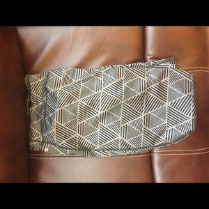 Danskin geometric design leggings